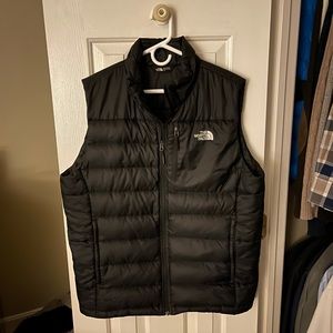 EUC MINT North Face Men’s Aconcagua Down Puffer Vest